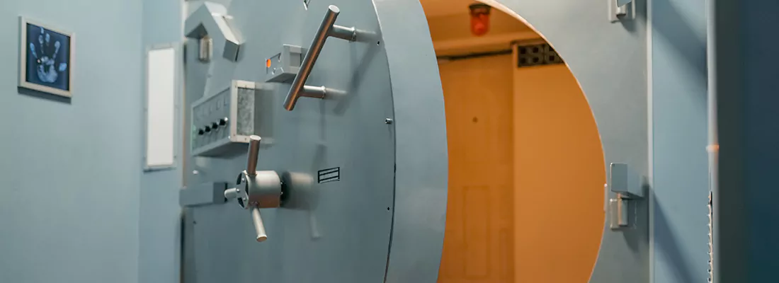Vault and Safe locksmith services in Maitland, FL